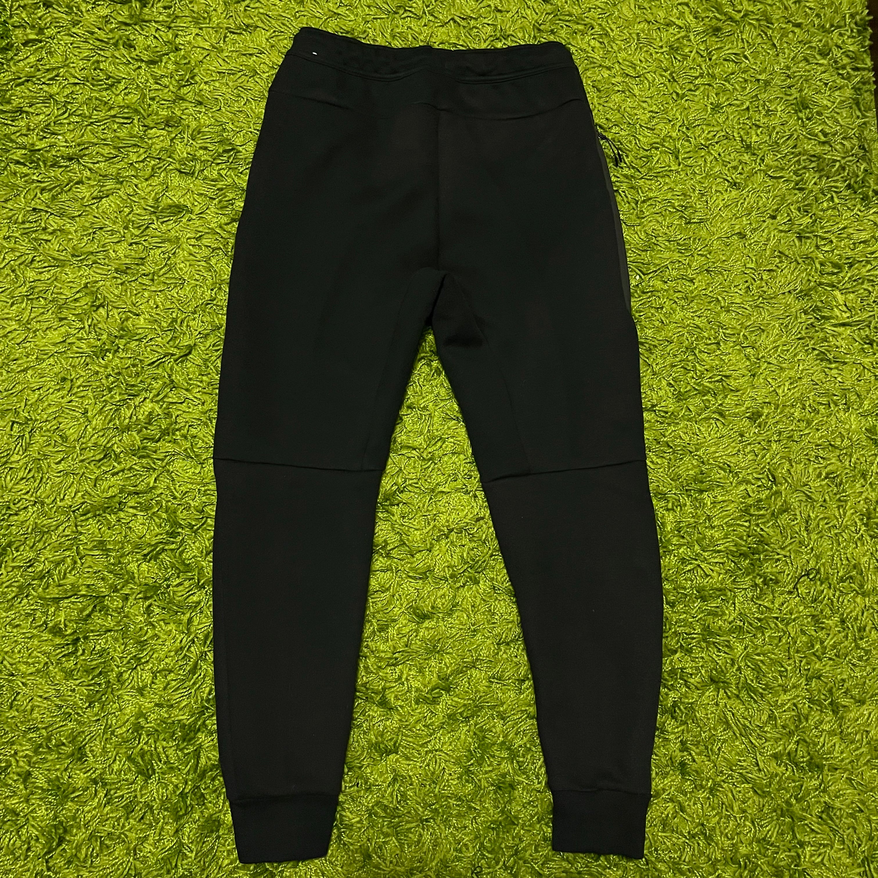 Nike Tech ‘Black’ Sweatpants